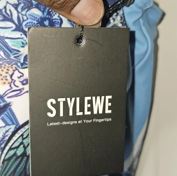 Stylewe one piece swim suit with sheer cover skirt NWOT - Picture 5 of 9